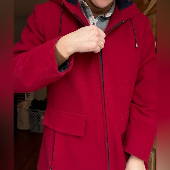 Red Hooded Wool Coat by Fleet Street- Size Large - Picture 11 of 11